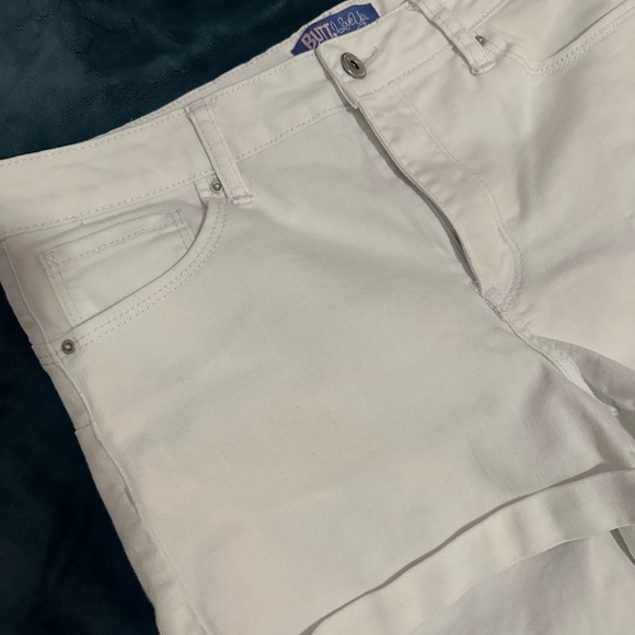 Wax Jean Women's White Jean Shorts - Picture 2 of 6